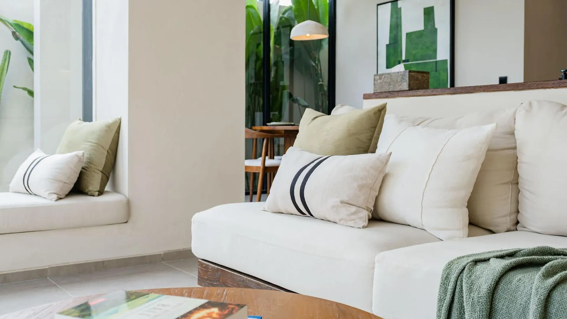 Modern Tropical Villa With Pool In Uluwatu Pecatu 0*,