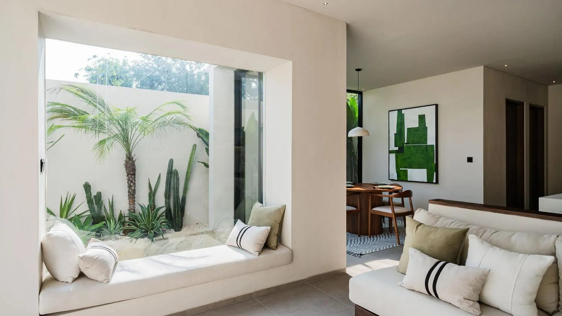 Modern Tropical Villa With Pool In Uluwatu Pecatu