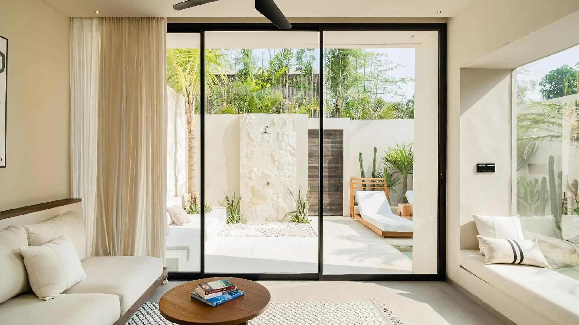 Modern Tropical Villa With Pool In Uluwatu Pecatu 0*,  Indonesia